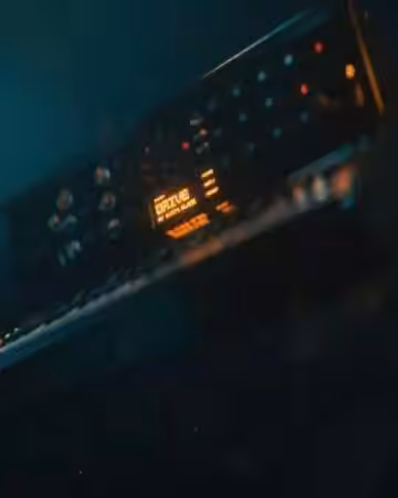 Synth Blade DRIVE: Heavy Bass Presets SERUM [Synth Presets]